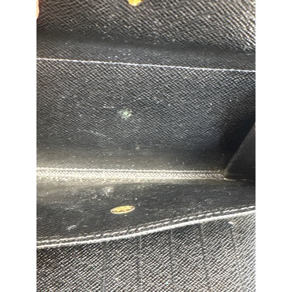 Louis Vuitton Luxury Accessory โ Comes with LV Dustbag - Picture 7 of 9